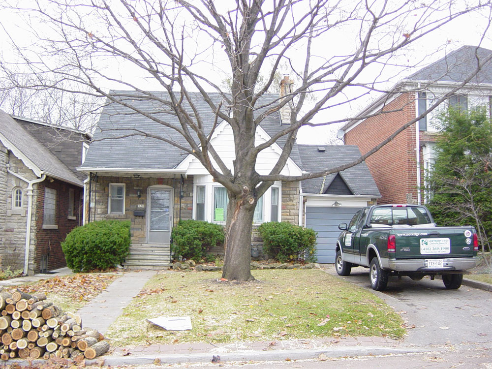 Ava - Exterior Front of House, Before