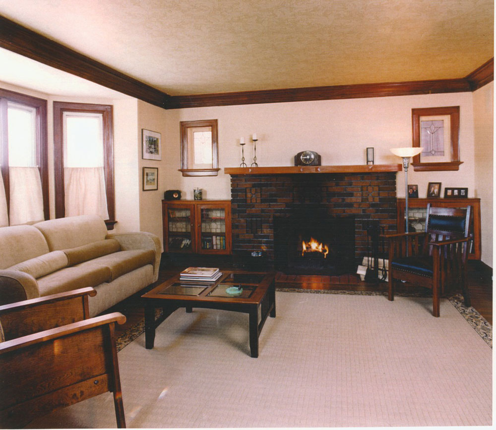 Kingston - Family Room